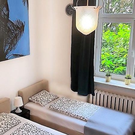 Labo Apartment Chmielna Warszawa Exteriör bild
