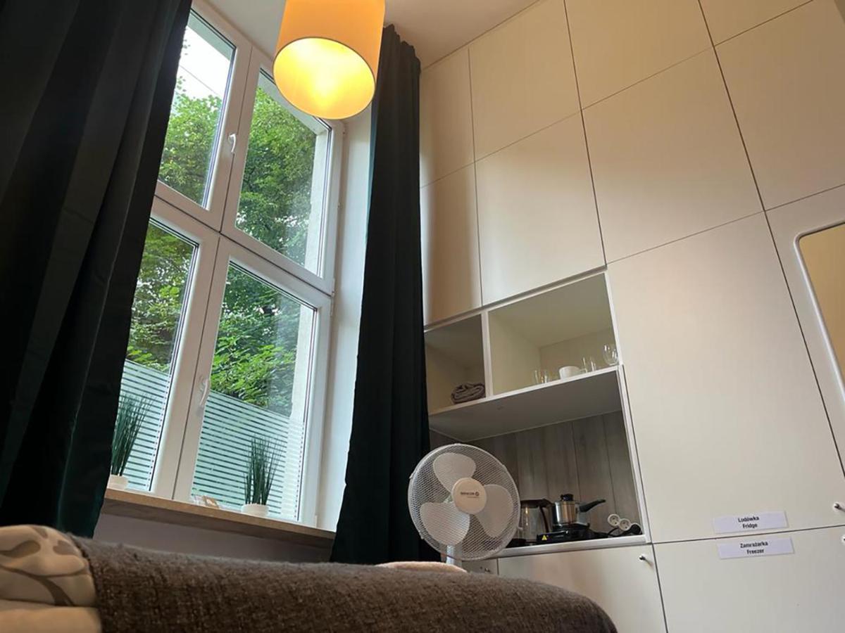 Labo Apartment Chmielna Warszawa Exteriör bild