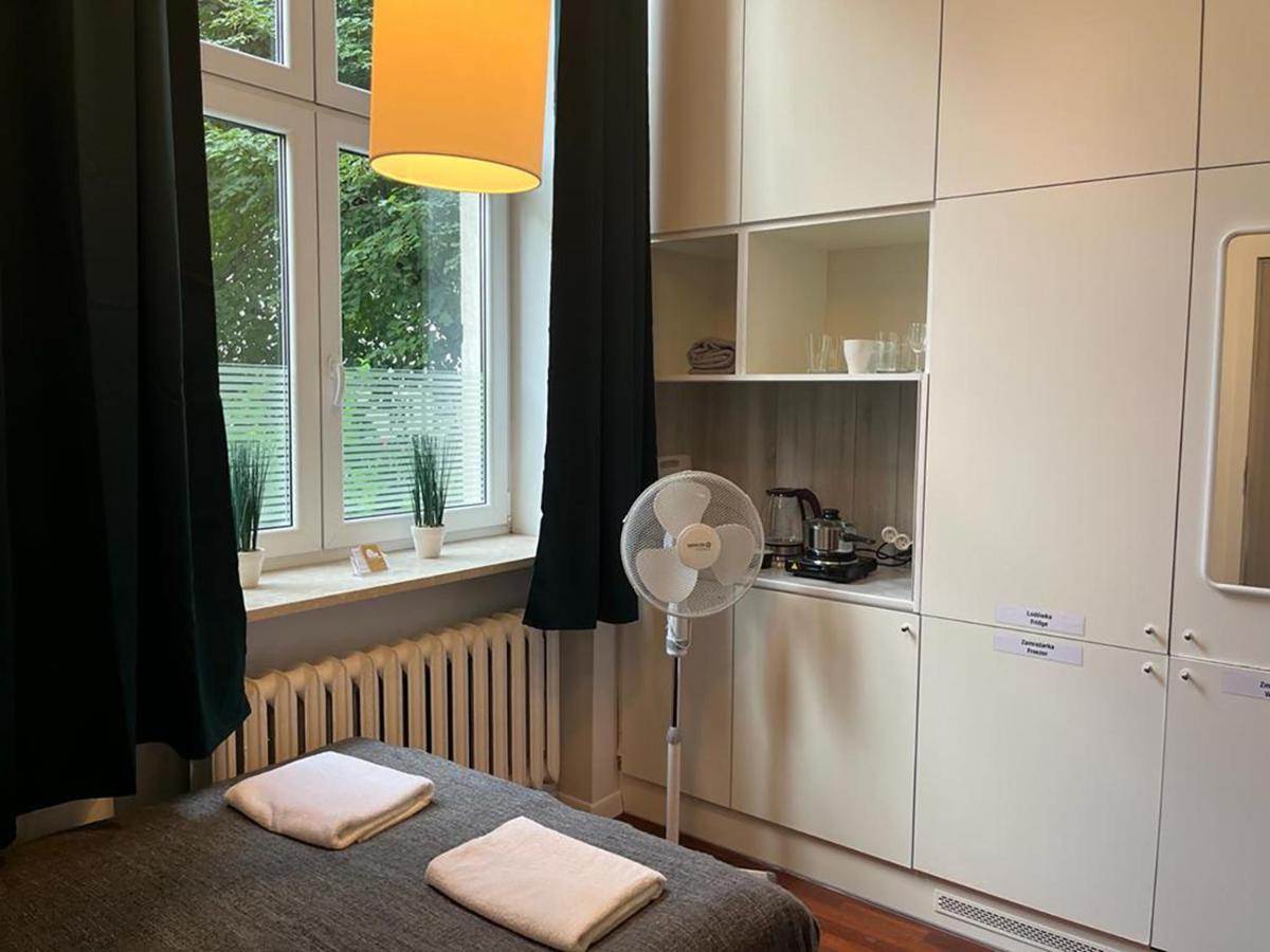 Labo Apartment Chmielna Warszawa Exteriör bild