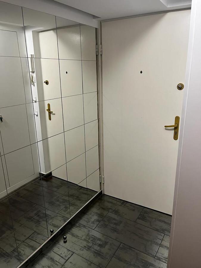 Labo Apartment Chmielna Warszawa Exteriör bild